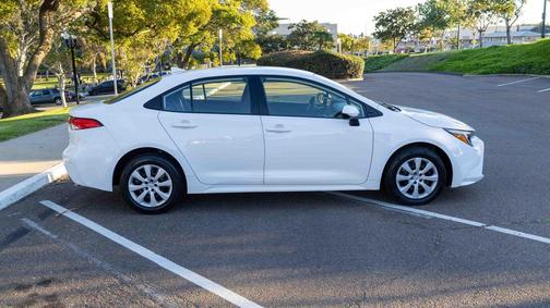 2023 Toyota Corolla Hybrid LE