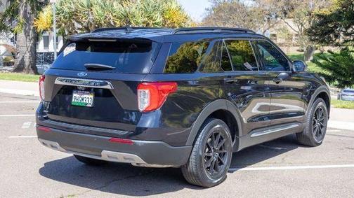 Agate Black Metallic 2022 Ford Explorer XLT