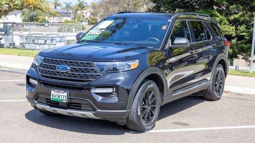 Agate Black Metallic 2022 Ford Explorer XLT