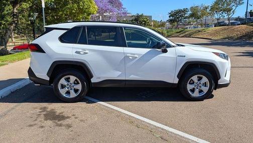 Super White 2021 Toyota RAV4 Hybrid LE