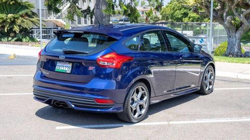 2017 Ford Focus ST Base