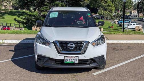 2019 Nissan Kicks S