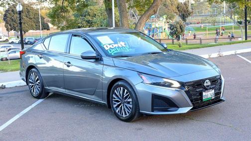 2023 Nissan Altima 2.5 SV