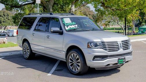 2017 Lincoln Navigator L Select