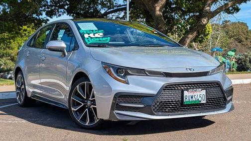 Classic Silver Metallic 2021 Toyota Corolla SE
