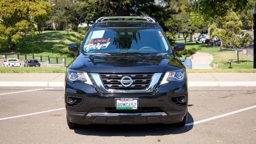 2020 Nissan Pathfinder S