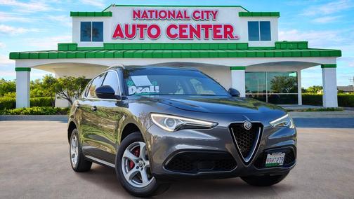 2018 Alfa Romeo Stelvio Base