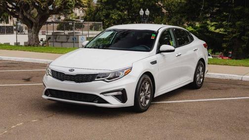 2019 Kia Optima LX