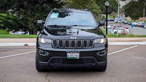 2019 Jeep Grand Cherokee Laredo E
