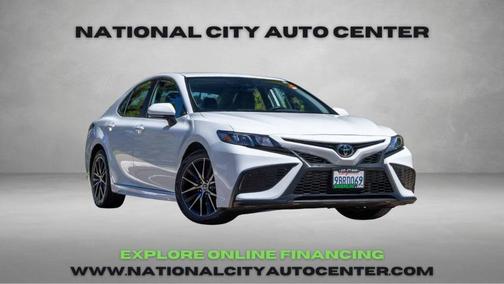 2022 Toyota Camry SE