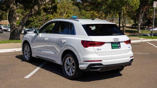 2022 Audi Q3 45 S line Premium