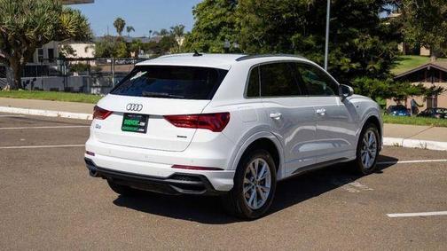 Ibis White 2022 Audi Q3 45 S line Premium