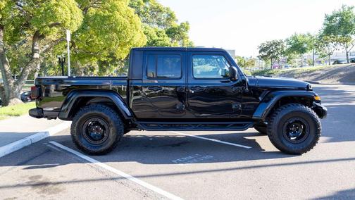 2021 Jeep Gladiator California Edition