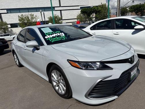 2023 Toyota Camry LE