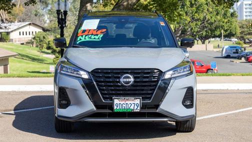 2023 Nissan Kicks SR