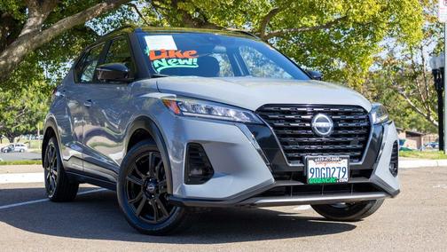 2023 Nissan Kicks SR
