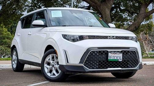 2023 Kia Soul LX