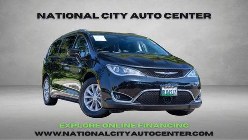 2019 Chrysler Pacifica Touring-L