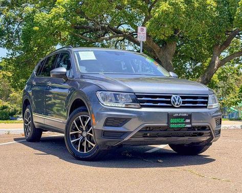 Platinum Gray Metallic 2021 Volkswagen Tiguan 2.0T SE