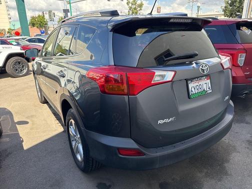 2013 Toyota RAV4 XLE