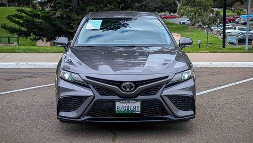 2022 Toyota Camry SE