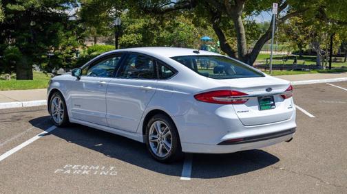 2018 Ford Fusion Hybrid SE