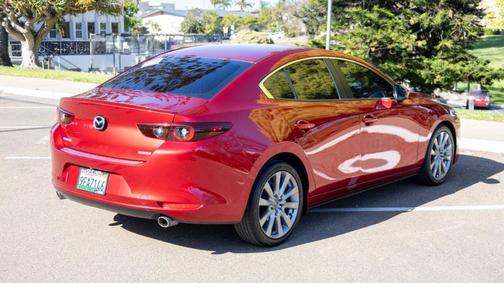 2022 Mazda Mazda3 FWD w/Preferred Package