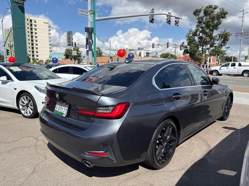 2020 BMW 330 i