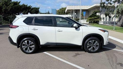 White 2023 Nissan Rogue SV