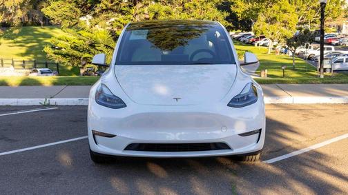 2023 Tesla Model Y Long Range