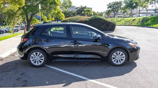 2023 Toyota Corolla Hatchback SE