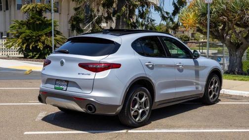2022 Alfa Romeo Stelvio Ti