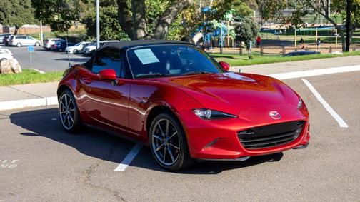 2016 Mazda MX-5 Miata Grand Touring