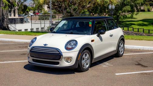 2014 MINI Hardtop Cooper