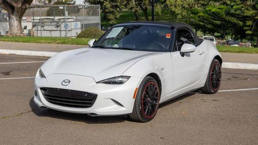 2016 Mazda MX-5 Miata Grand Touring
