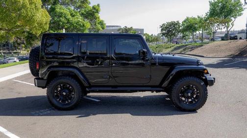 2014 Jeep Wrangler Unlimited Altitude