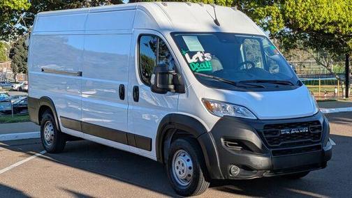 Bright White Clearcoat 2023 RAM ProMaster 2500 High Roof