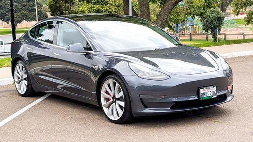 Midnight Silver Metallic 2019 Tesla Model 3 Long Range