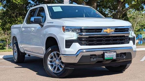 Summit White 2022 Chevrolet Silverado 1500 LT