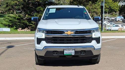 Summit White 2022 Chevrolet Silverado 1500 LT