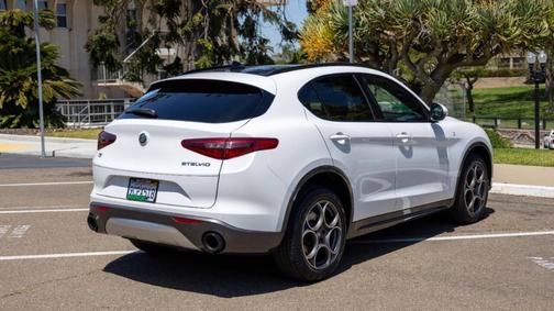 2022 Alfa Romeo Stelvio Ti