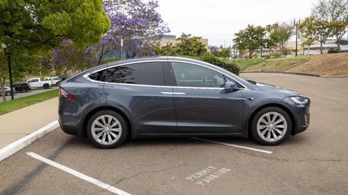 2018 Tesla Model X 75D