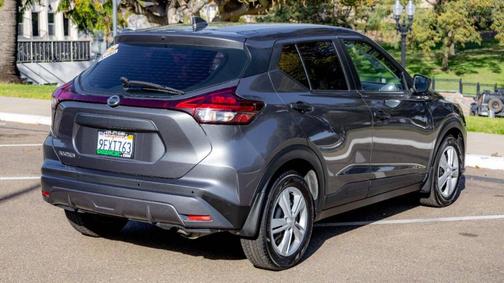 2021 Nissan Kicks S