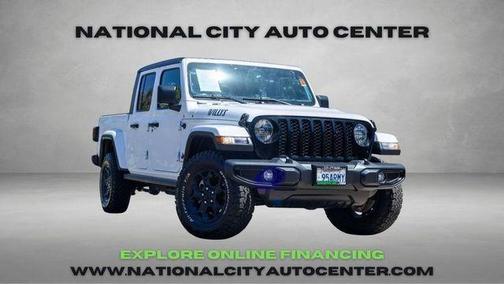 Bright White Clearcoat 2023 Jeep Gladiator Sport