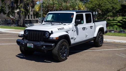 2023 Jeep Gladiator Sport