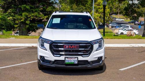 2022 GMC Terrain AT4