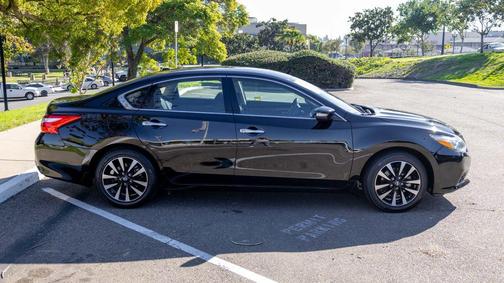 2017 Nissan Altima 2.5 SV