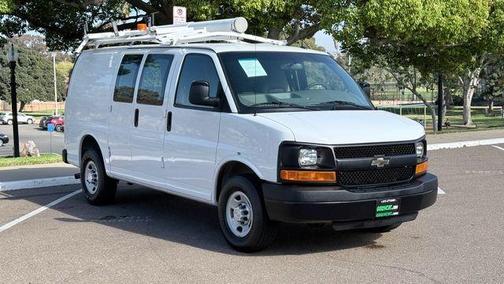 Summit White 2015 Chevrolet Express 2500 Work Van