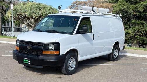 Summit White 2015 Chevrolet Express 2500 Work Van