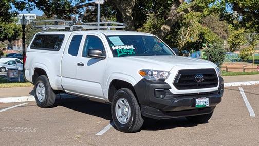 White 2022 Toyota Tacoma SR